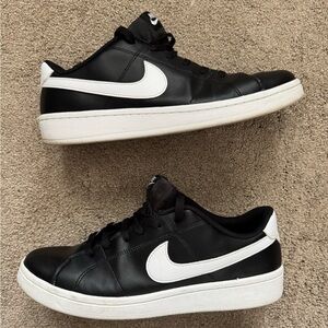 Nike Women's Court Royale 2 Black White Tennis Shoes CU9038-001 Size 12 Nike